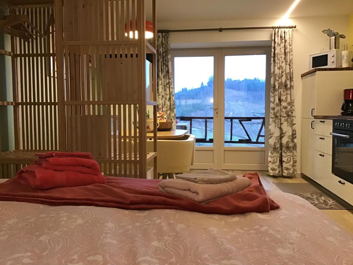 La Mazille , Cossy Vakantiestudio Met Zwembad In Zuid-Bourgogne Anglure-sous-Dun Eksteriør billede